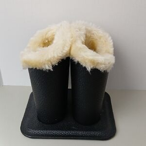 Cream Lined Black Faux Leather Dual Glasses Holder